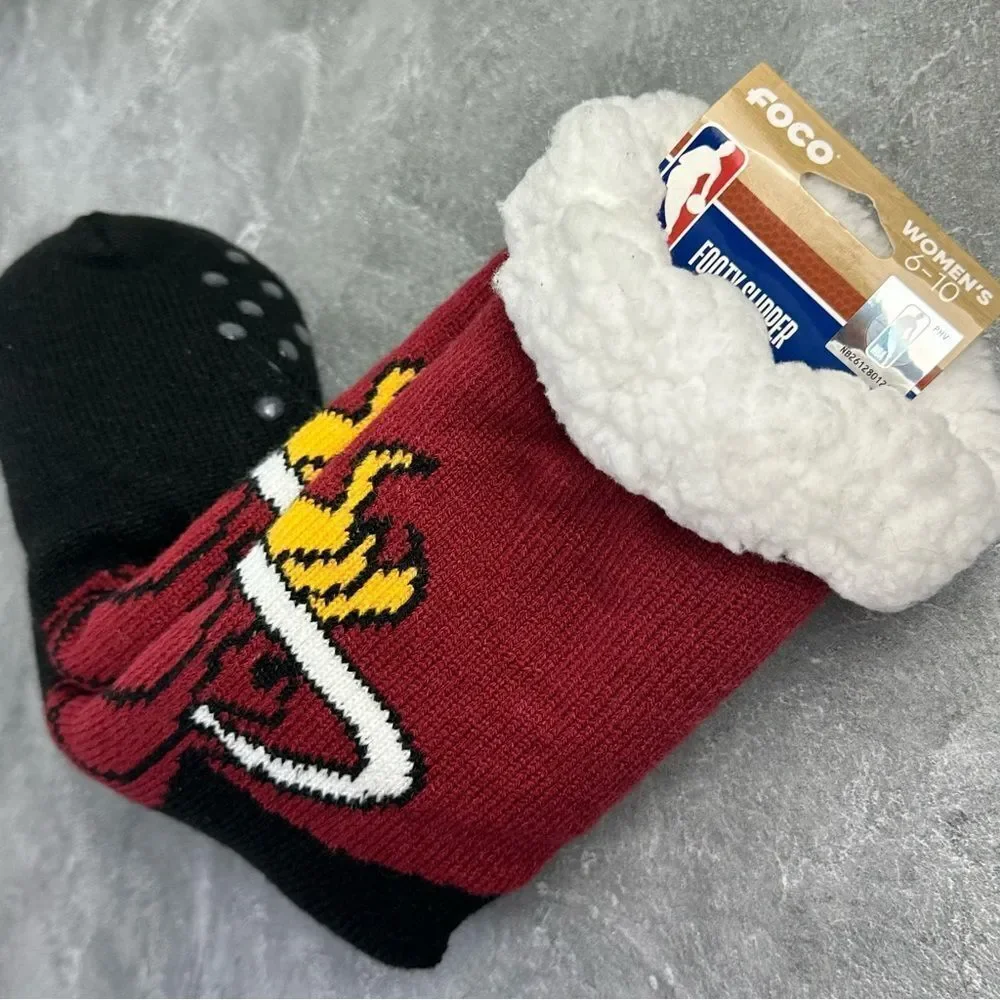 NWT Miami Heat Women’s FOCO Footy Slipper Knit Sz 6-10